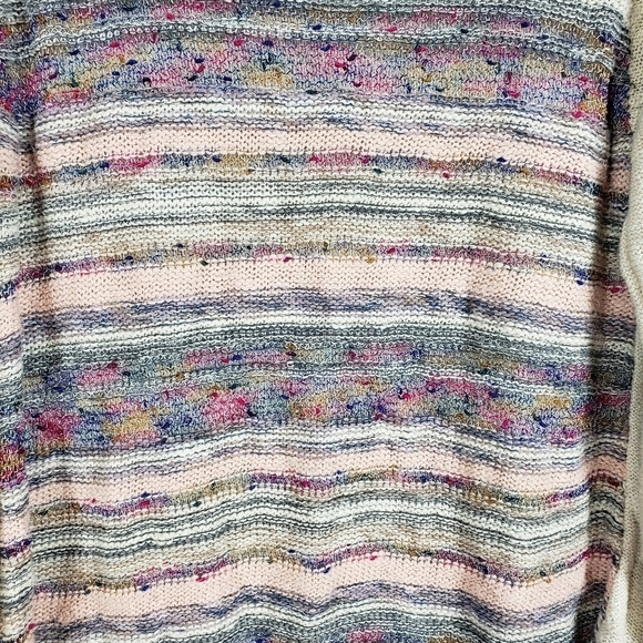 American rag boho, tassel sweater size medium - Picture 5 of 7